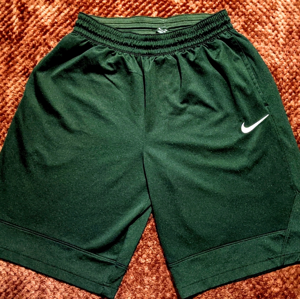 Nike dri fit basketball shorts